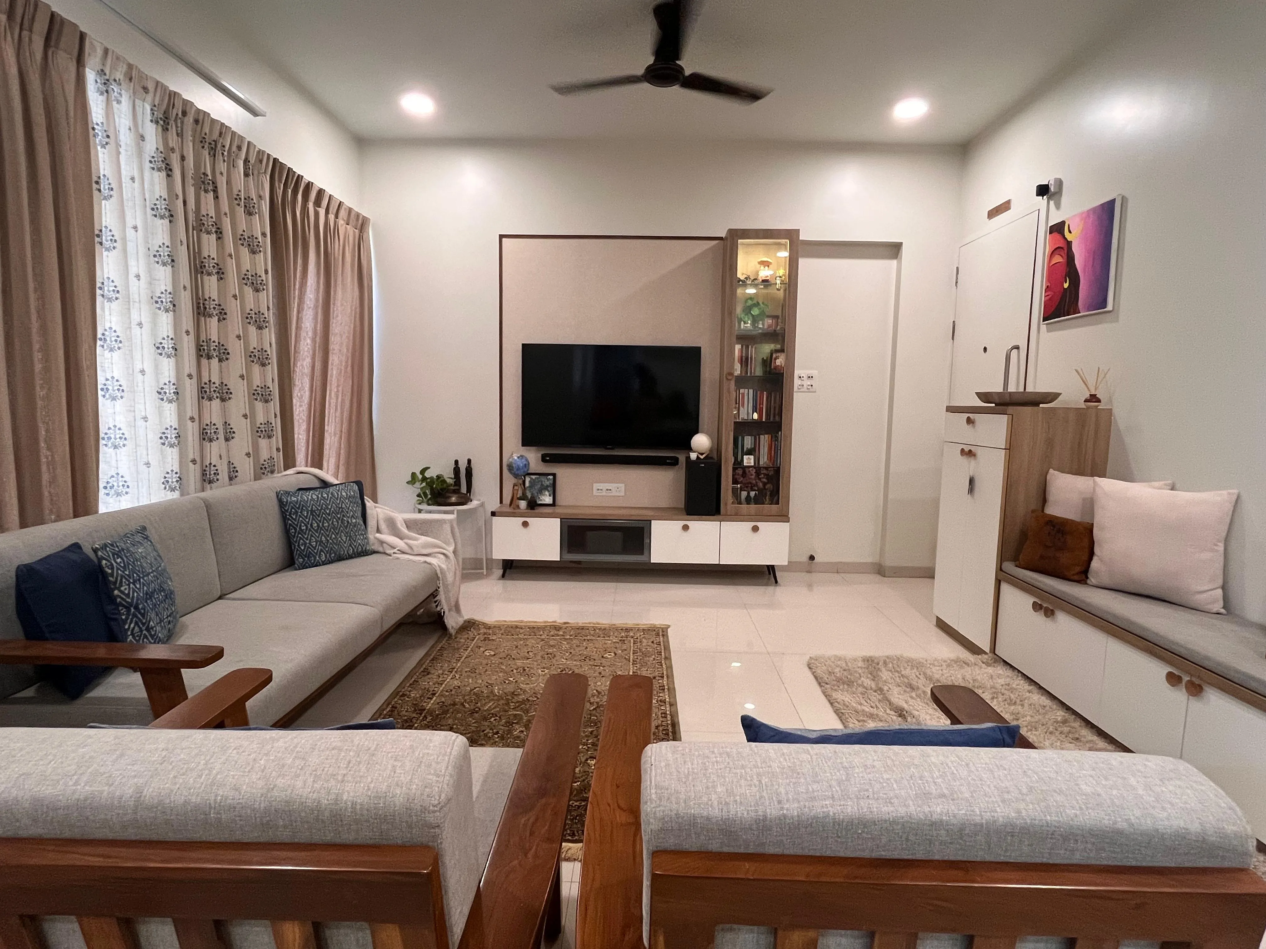 Minimalist dining area seamlessly connecting to the kitchen